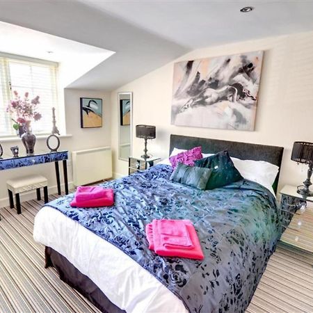 Hotties House - Two-Bed Cottage, Dog-Friendly & Off-Street Parking - Scarborough Exterior foto